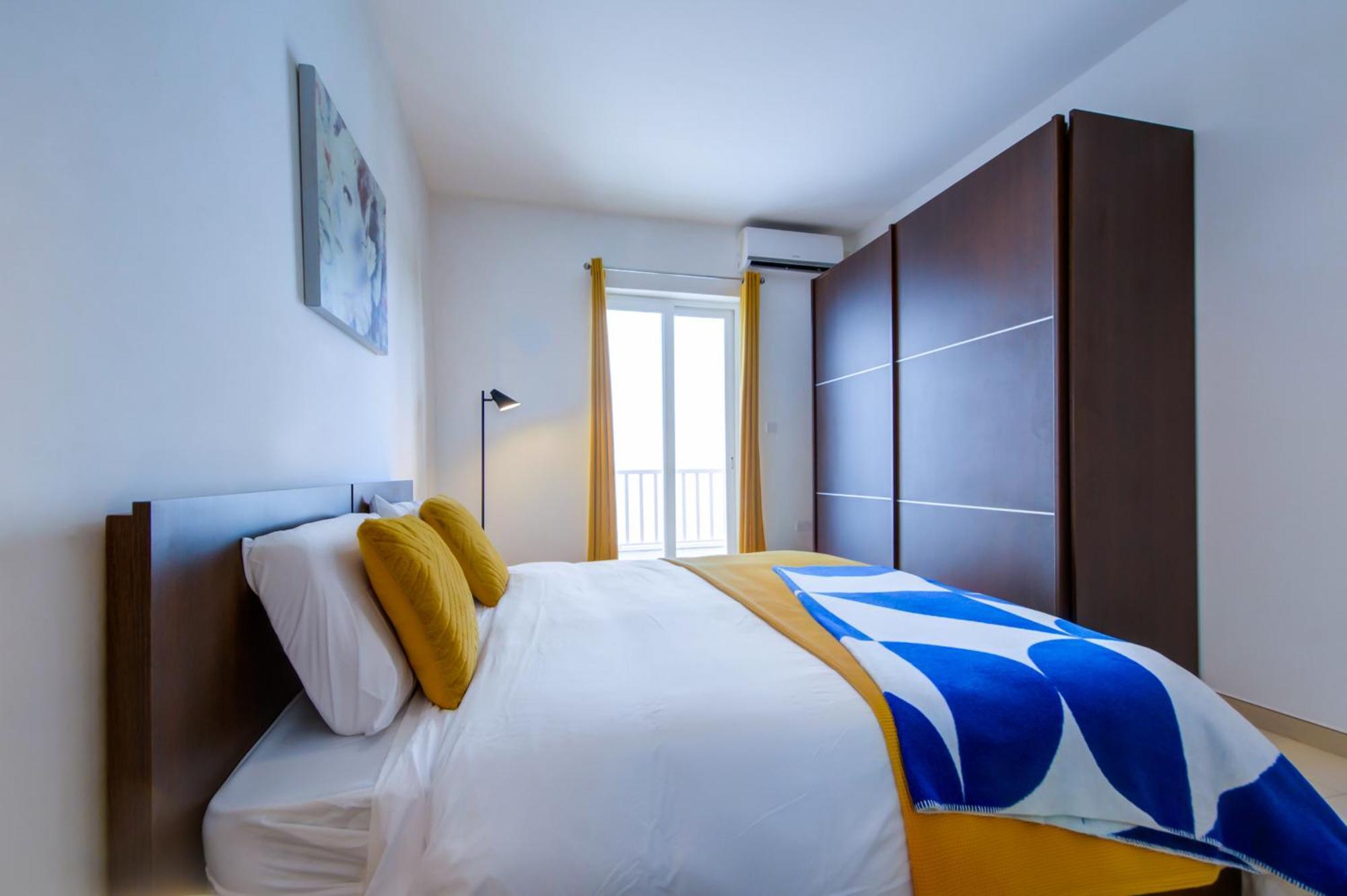 Prime Location, Modern Apartment In St Julian'S, Paceville, Apt 8 By Vaganza San Ġiljan Buitenkant foto