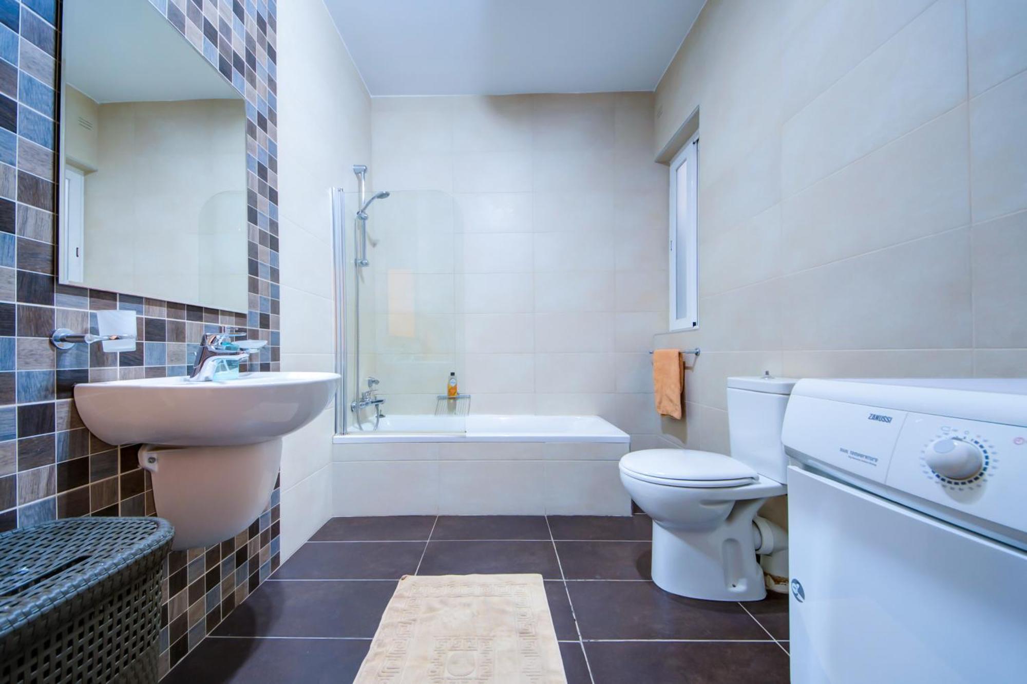 Prime Location, Modern Apartment In St Julian'S, Paceville, Apt 8 By Vaganza San Ġiljan Buitenkant foto