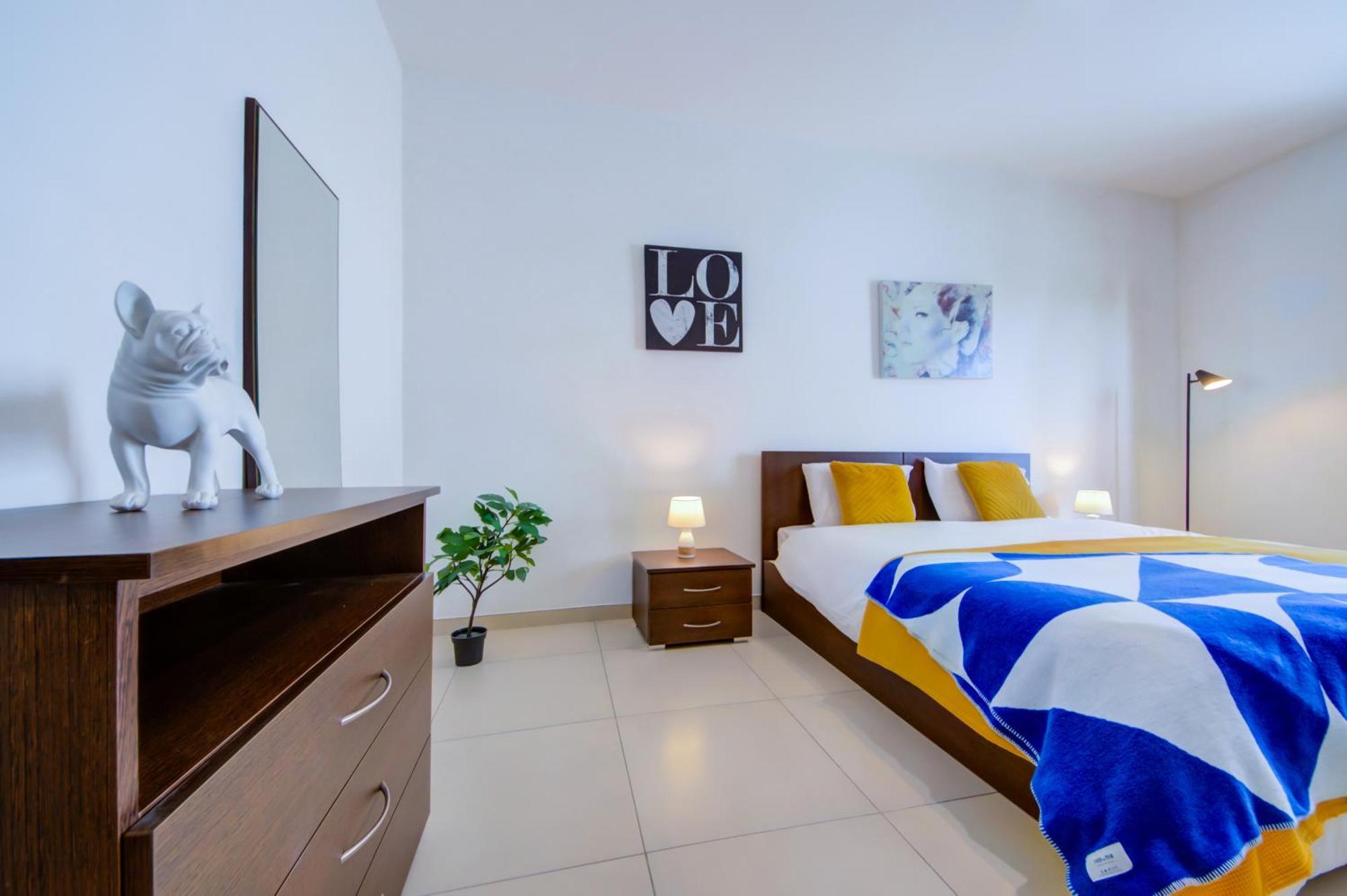 Prime Location, Modern Apartment In St Julian'S, Paceville, Apt 8 By Vaganza San Ġiljan Buitenkant foto